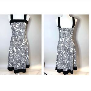 Madison Leigh 10 Petite black and white dress.